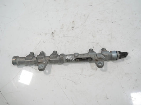 Tubo de raíl Opel Corsa E 1.3 CDTI B13DTC B13 LKV 55272136