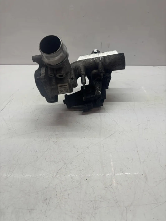 Válvula EGR Nissan Juke Qashqai 1.5 dCi K9K636 K9K 1471000Q0X