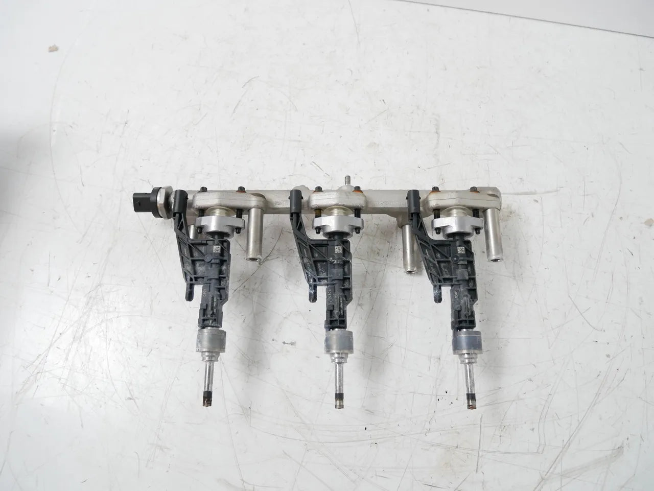 Rampa inyectora Mini Countryman F60 1.5 gasolina B38A15F B38A15M1 B38 8665631