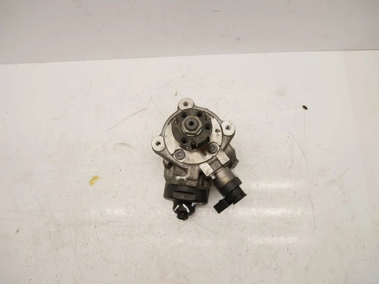 Bomba de alta presión Audi A4 A5 Q5 2.0 TDI CAGA CAG 03L130755 0445010507