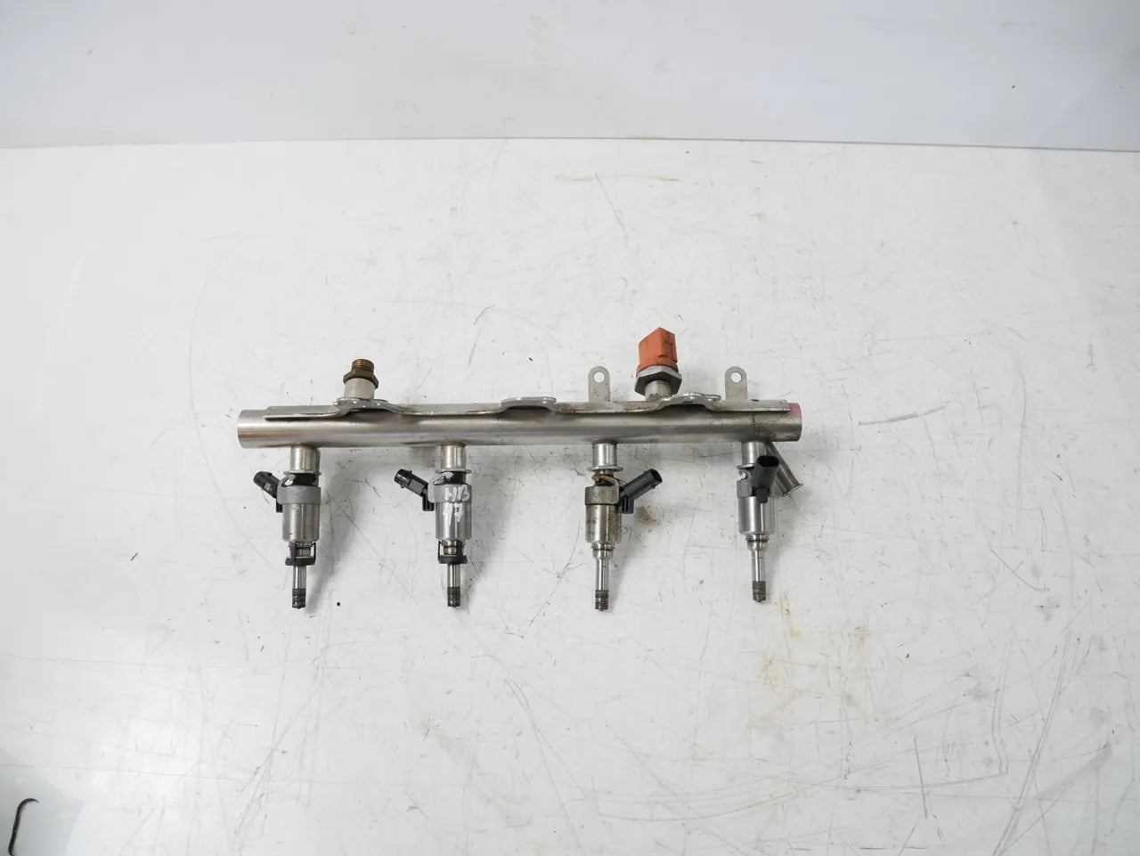 Rampa inyectora Audi A5 A6 Q5 2.0 TFSi CAEB CAE CAED 06J133317J 06H906036G