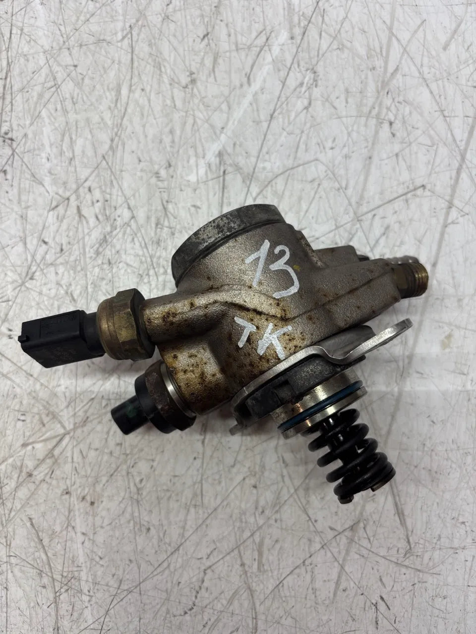 Bomba de combustible Audi A6 C7 A7 3.0 TFSI CGXB CGX 07L127026J