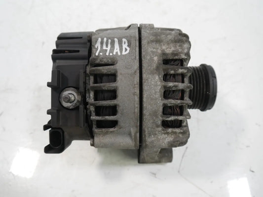 Alternador BMW Serie 3 E92 E90 E91 E93 2.0 320d N47D20C N47 N47D20O1 8507624