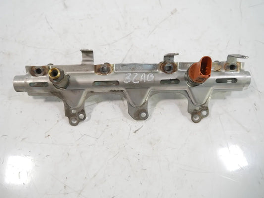 Tubo de raíl Audi A4 B8 A5 A6 C7 Q5 2.0 TFSI CAEA CEAB CAED CAE 06J133317M