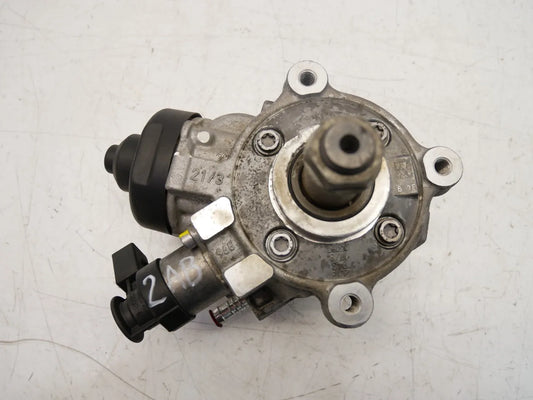 Bomba de alta presión Volkswagen Passat MK7 B8 1.6 TDI DCZA DCZ DGT 04L130755E 0445010538