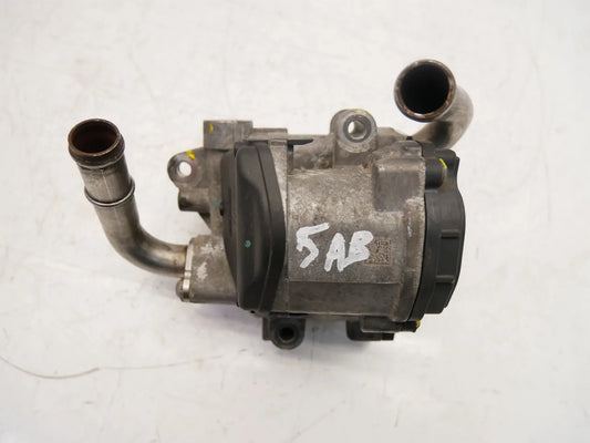 Válvula EGR Volkswagen Passat MK7 B8 1.6 TDI DCZA DCZ DGT 04L131501RV