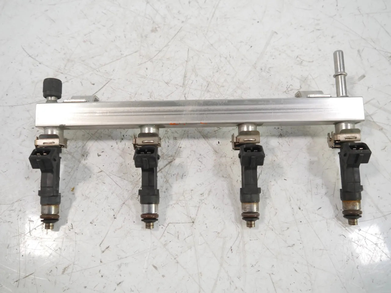 Rail de inyectores Opel Astra J Corsa D 1.4 A14XER A14 LDD 0280158181