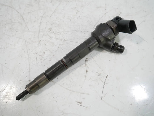 Inyector boquilla de inyección Volkswagen Passat B7 2.0 TDI CFFB CFF 03L130277J 0445110369