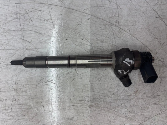 Inyector Volkswagen Audi Golf VII A3 2.0 TDI DGCA DGC 04L130277AE