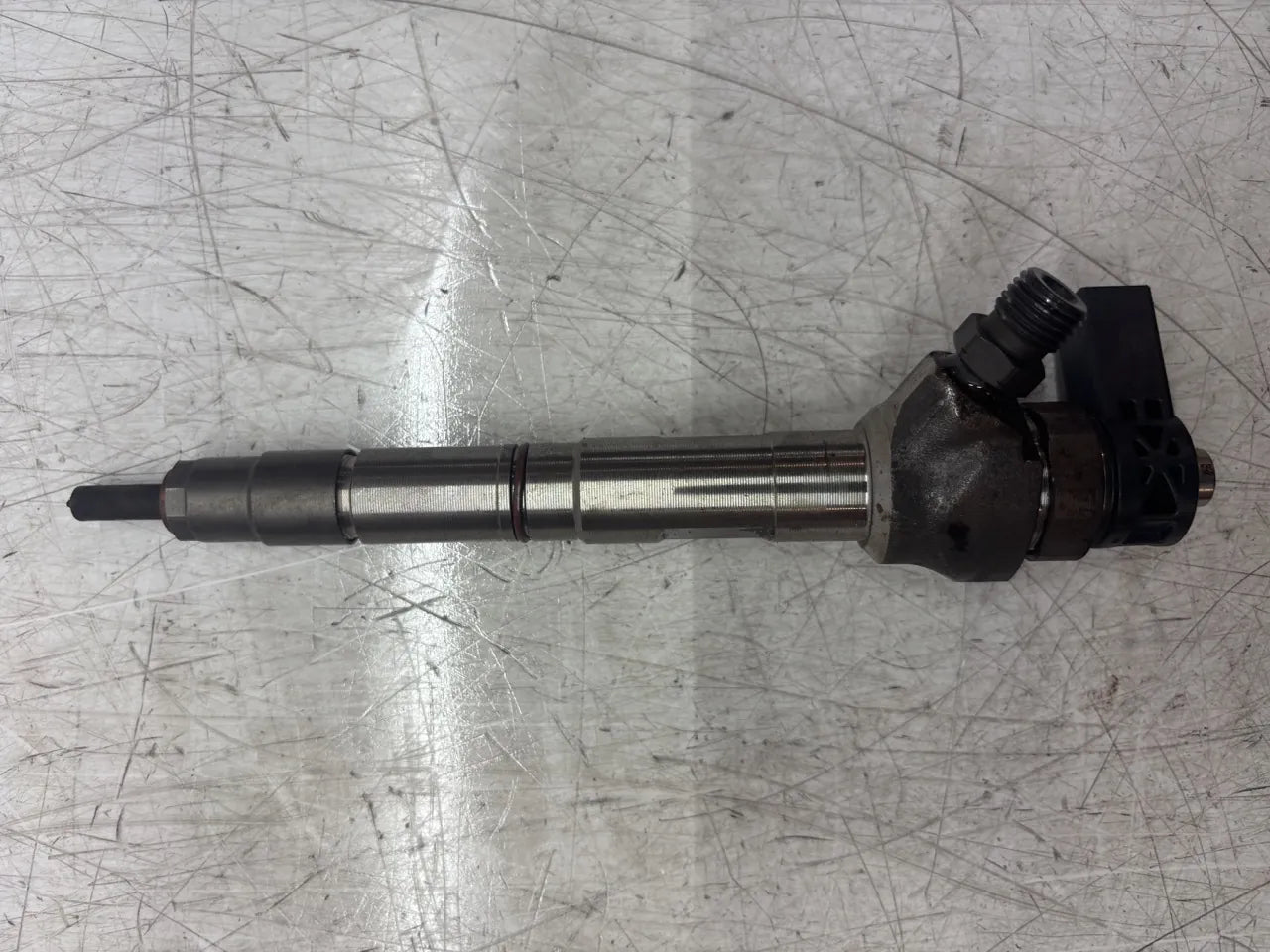 Inyector Volkswagen Audi Golf VII A3 2.0 TDI DGCA DGC 04L130277AE