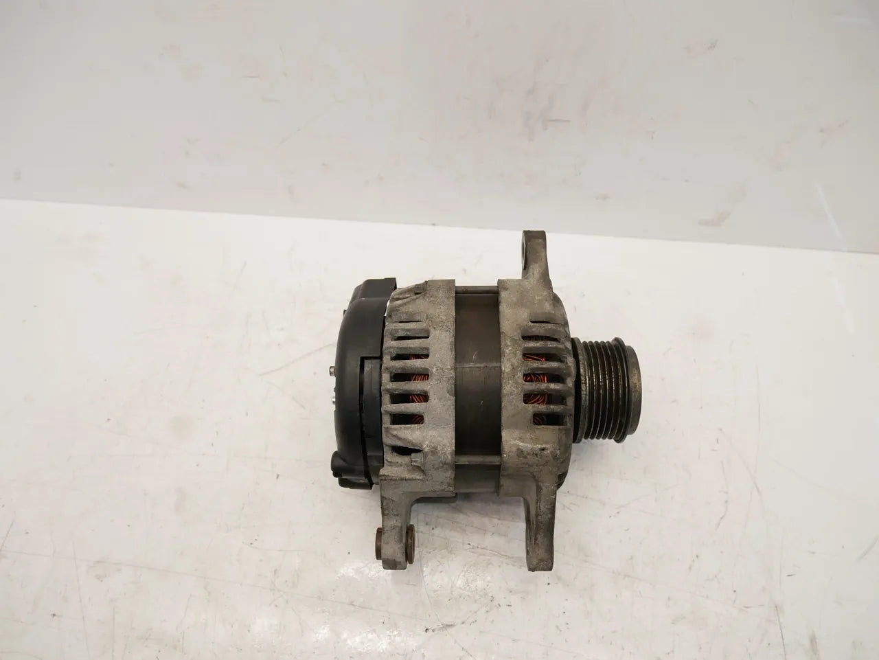 Alternador Opel Vauxhall Astra J 1,7 CDTI A17DTS LUD 95519864