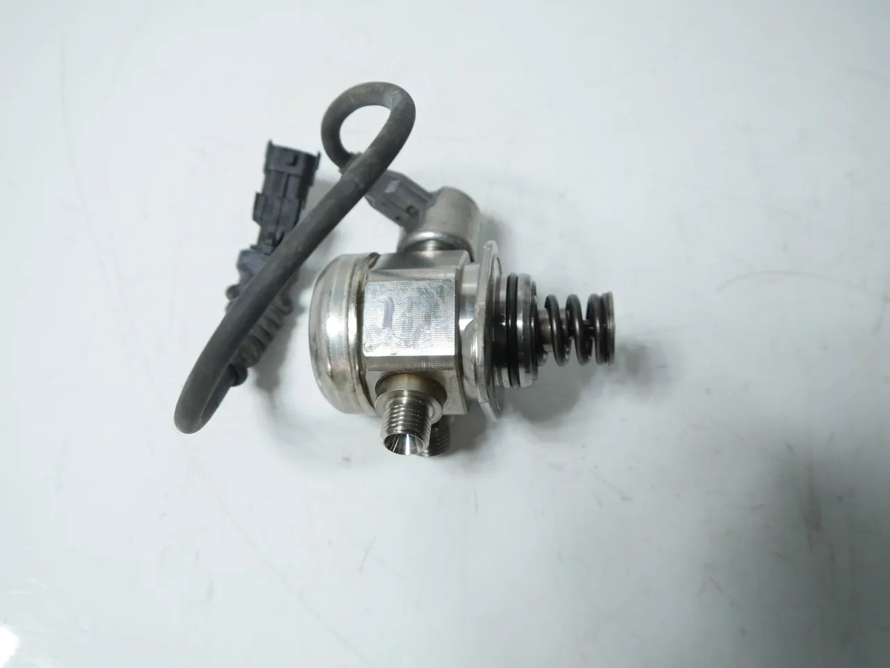 Bomba de combustible Alfa Romeo Giulia 952 2.9 670050436 290030 1003932321