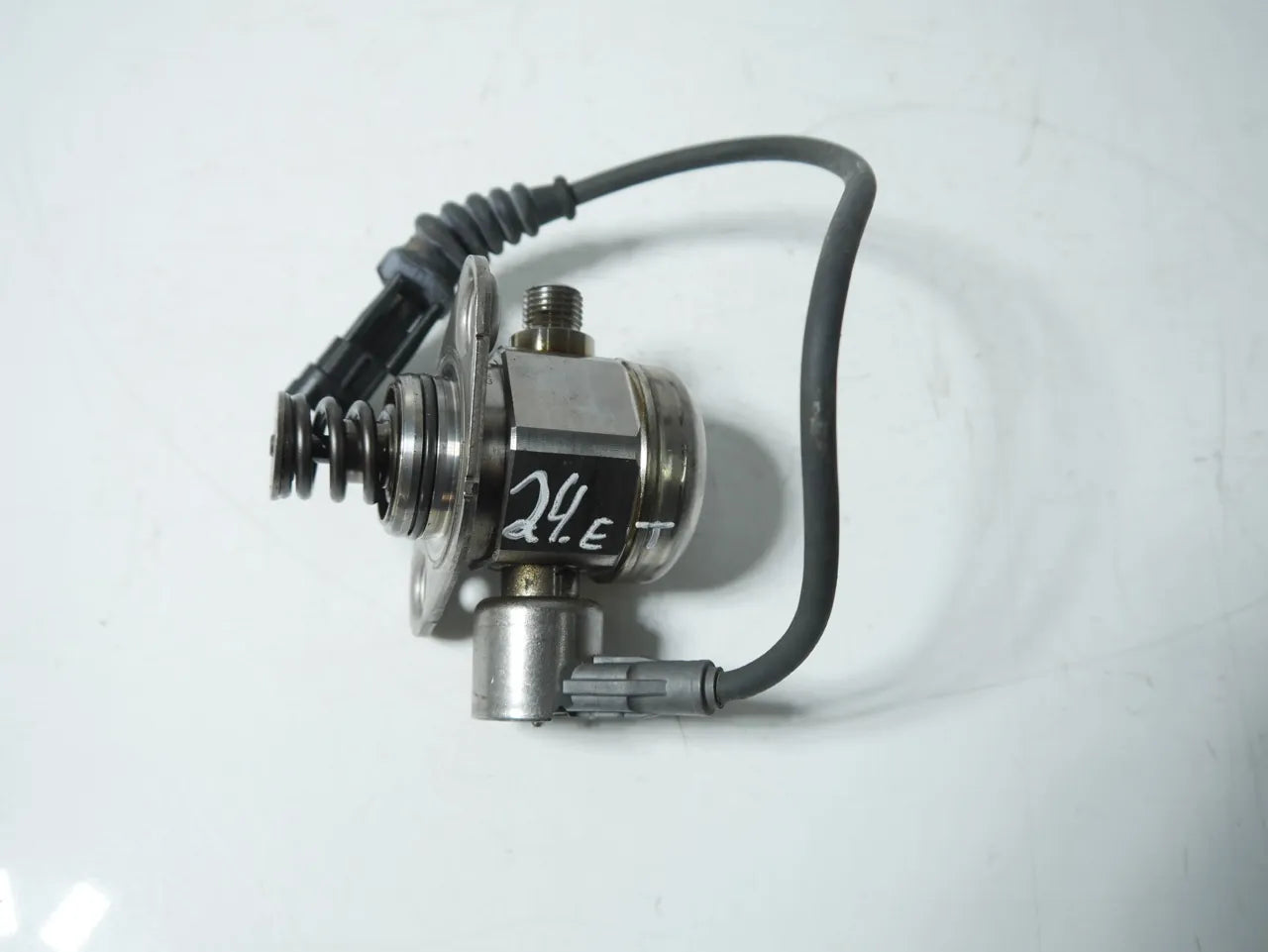 Bomba de combustible Alfa Romeo Giulia 952 2.9 670050436 290030 1003932360