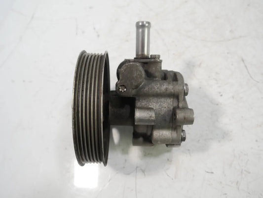 Servobomba Audi A4 B7 2.0 TFSI quattro BWE 8E0145153J