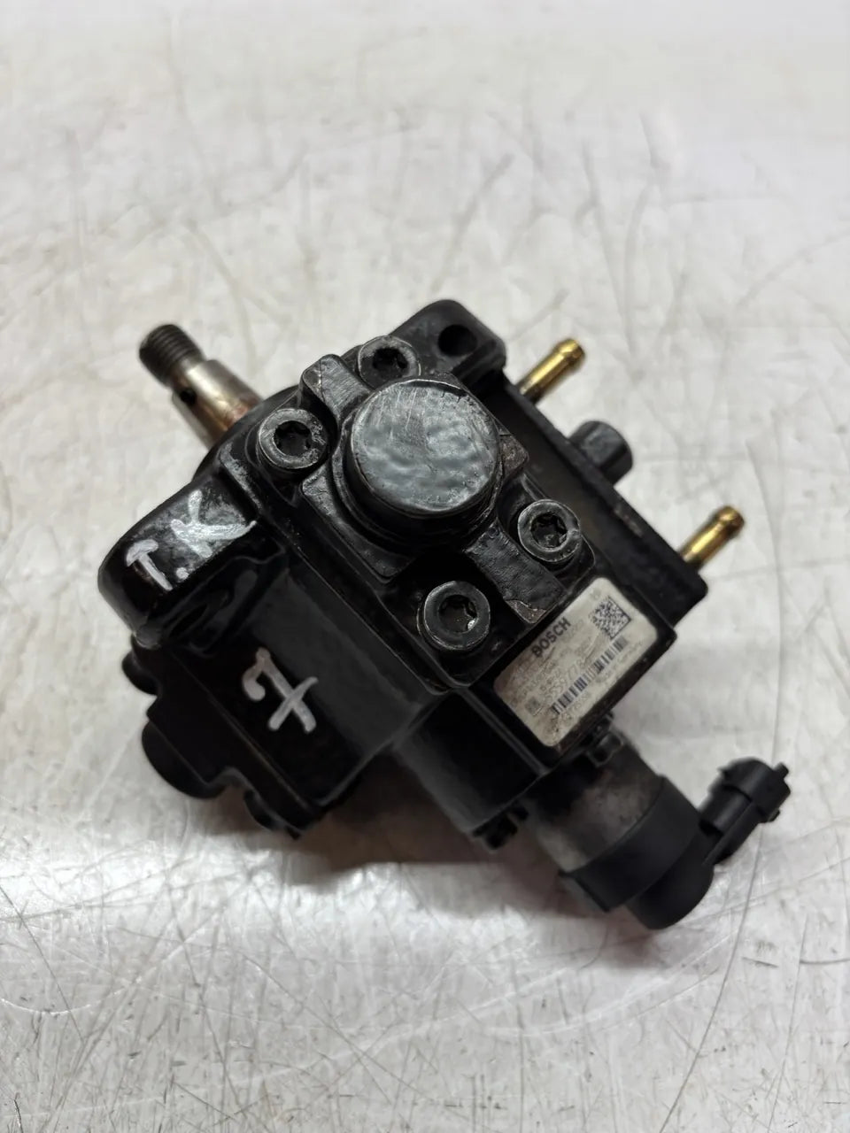 Bomba de alta presión Opel Insignia A 2.0 CDTI A20DTE LHV A20 55597788