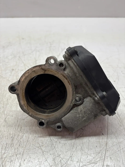 Mariposa Audi A5 Q5 A4 2.0 TFSI CDNC CDN 06F133062Q