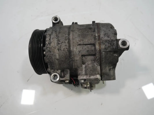 Compresor de aire acondicionado Mercedes-Benz Clase M 2.7 CDI OM612.963 612.963 A0002308811