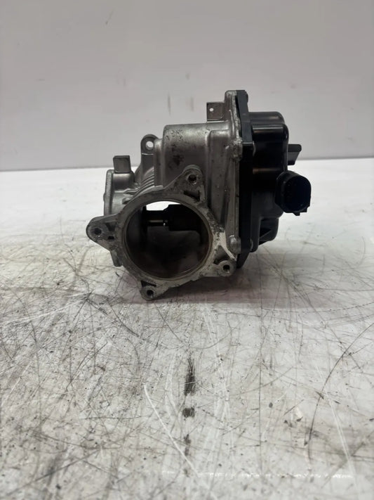 Válvula EGR Válvula de recirculación de los gases de escape Volkswagen Amarok 2.0 TDI CNFB CNF 03L131501AA