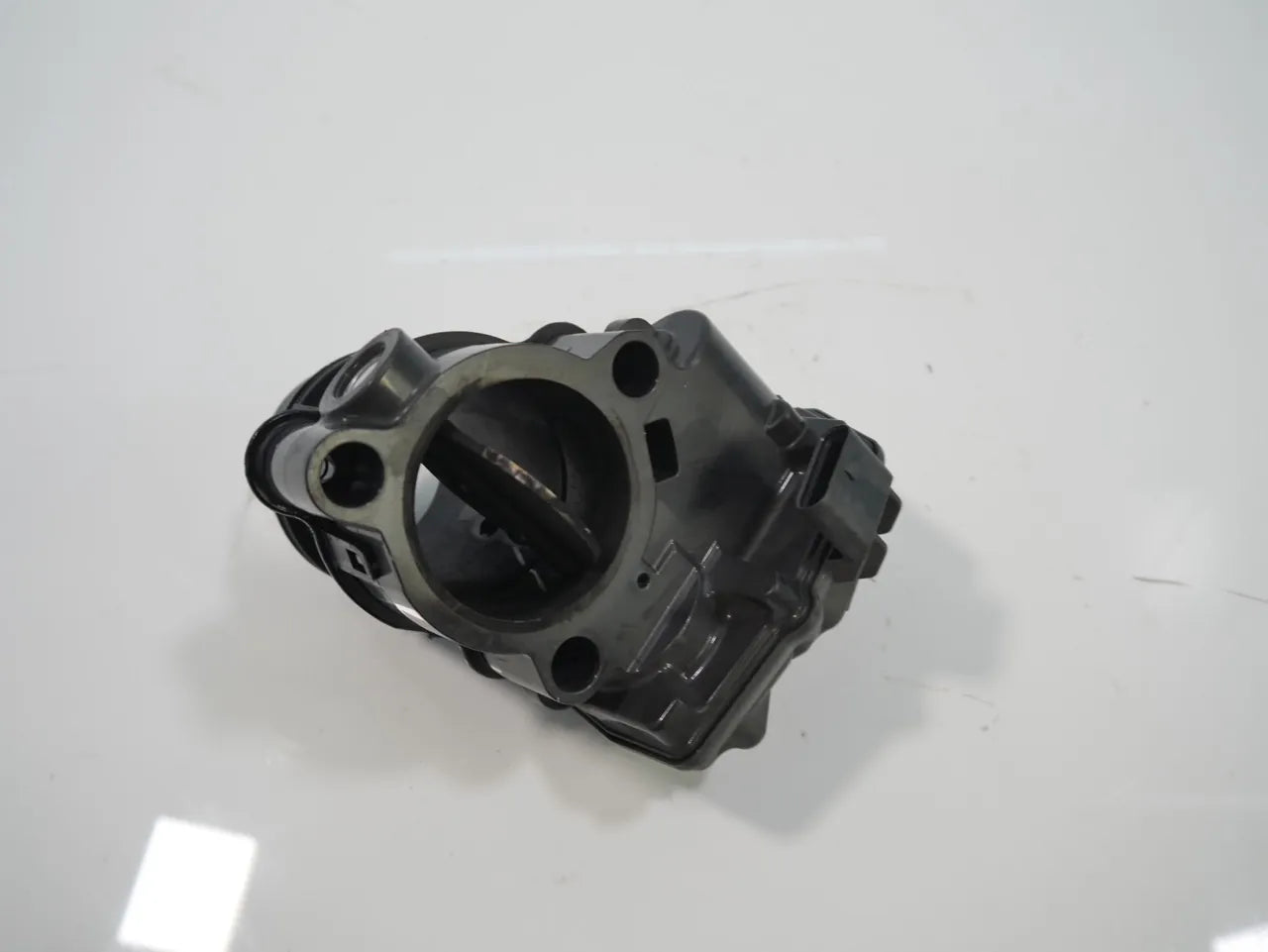 Mariposa BMW Serie 1 F40 2.0 120 d B47C20B B47C20O1 B47 8512452