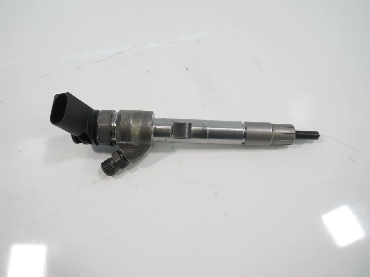 Inyector boquilla de inyección BMW Serie 1 F40 2.0 120 d B47C20B B47C20O1 B47 8579236