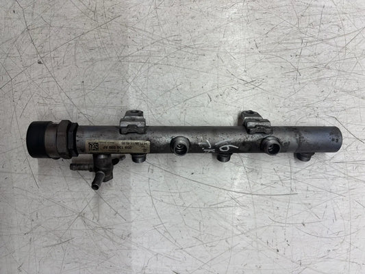Tubo de ferrocarril Audi A4 B7 A6 C6 2.7 TDI BPP 059130090AF