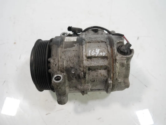 Compresor de aire acondicionado Mercedes-Benz Sprinter W906 2.2 CDI OM646.986 OM646 A0022301911