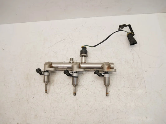 Rampa inyectora Alfa Romeo Giulia 2.9 Quadrifoglio 670050436 00670050573