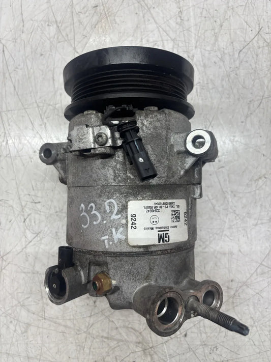 Compresor de aire acondicionado Opel Astra CTS 2.0 gasolina LTG A20NFT A20NHT 84635619