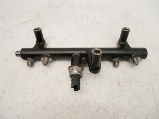 Tubo de raíl Toyota Proace 2.0 D4d D 4WZ-FHV DW10FC 9681909680