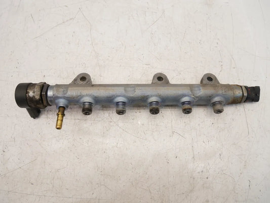 Tubo de raíl Opel Nissan Vivaro 2.0 CDTI M9R M9R780 LDN 8200842432 0445214155