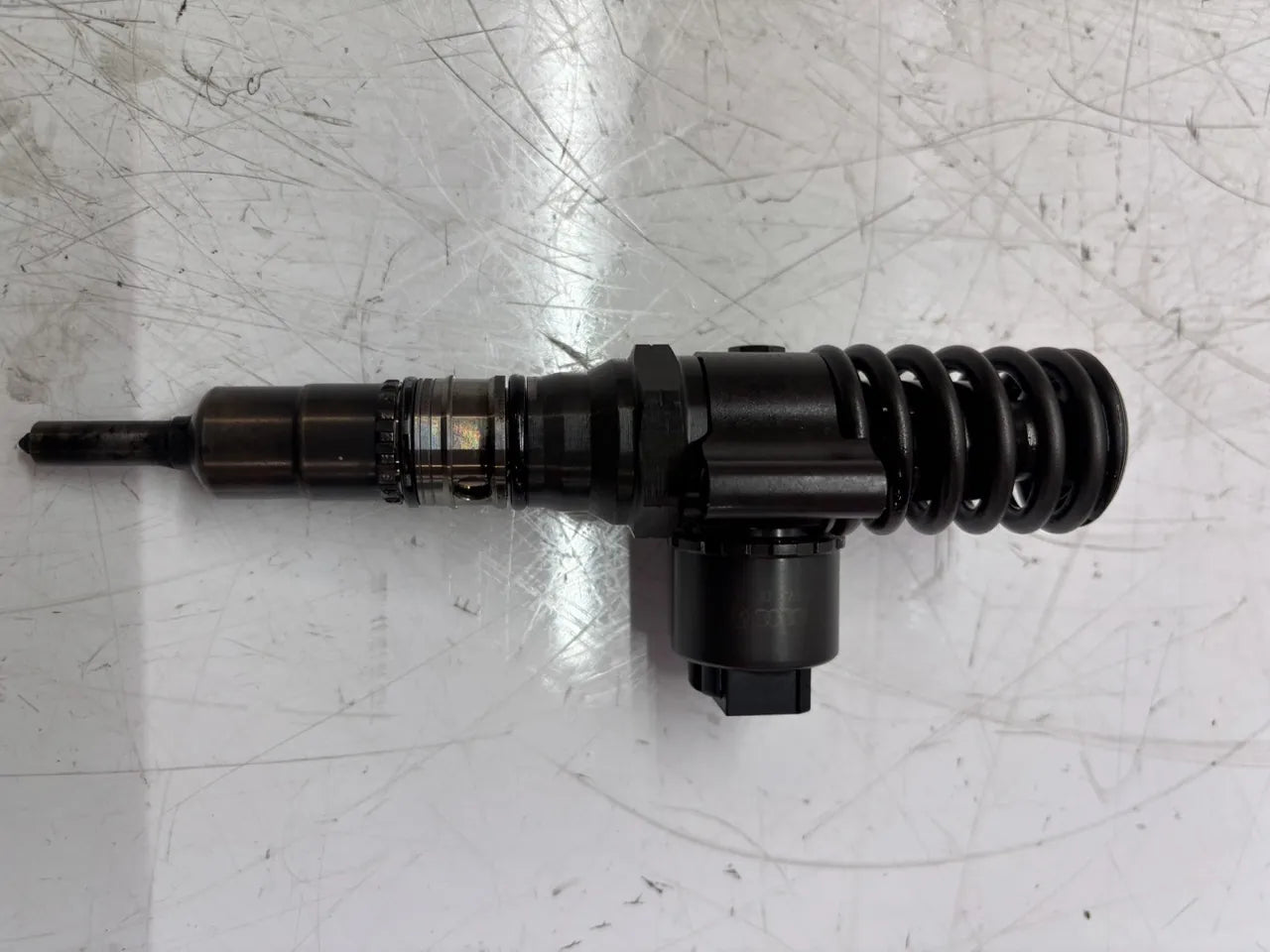 Inyector de combustible Mitsubishi Outlander II 2.0 DI-D BSY 03G130073G