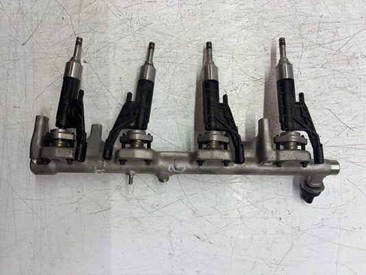 Carril del inyector BMW X1 F48 2.0 xDrive 20i B48A20A B48 7639979