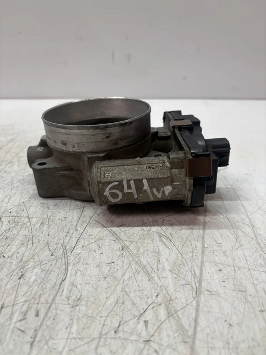 Mariposa Cadillac Escalade 6.2 gasolina L94