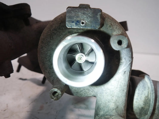 Turbocompresor Volkswagen Skoda Seat Audi Passat Leon A3 1.9 TDI BKC 038253056E