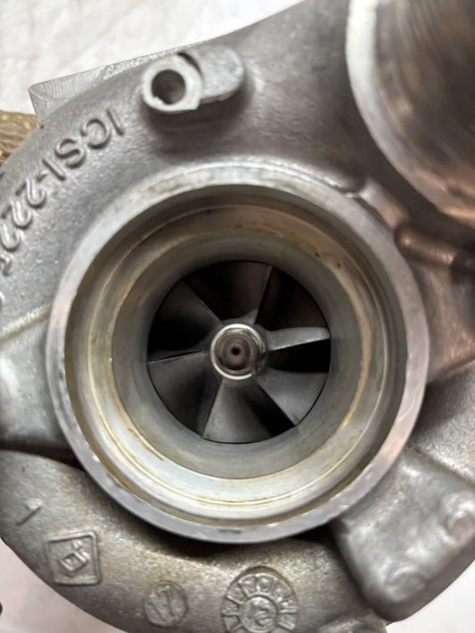 Turbocompresor Audi A6 C7 S6 A7 S7 4.0 quattro V8 CEUC CEU 079145704E