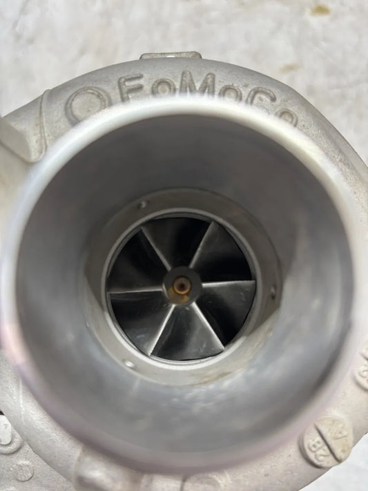 Turbocompresor Ford F150 Pickup 3.5 gasolina 4WD T35PDTDA ML3E-6K682-BB