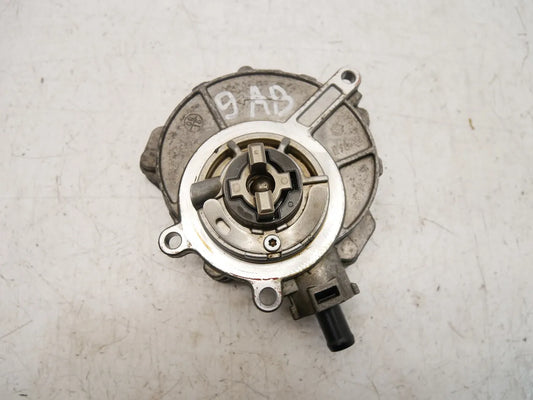 Bomba de vacío Audi Q7 3.0 TFSI quattro CTWB CTWA CTW 06E145100R
