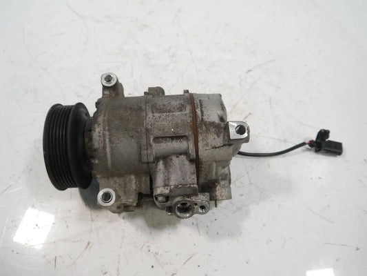 Compresor de aire acondicionado Volkswagen Transporter T5 T6 2.0 TDI CAAC CAA 7E0820803G