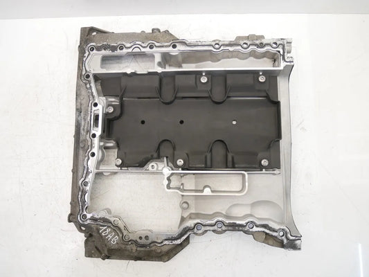 Parte superior del cárter de aceite Audi A6 C7 3.0 TFSI quattro CREC CRE 06E103603BB