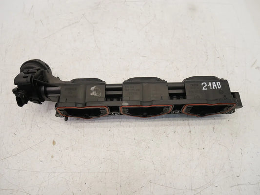 Colector de admisión Audi A6 C7 3.0 TFSI quattro CREC CRE 06E133110