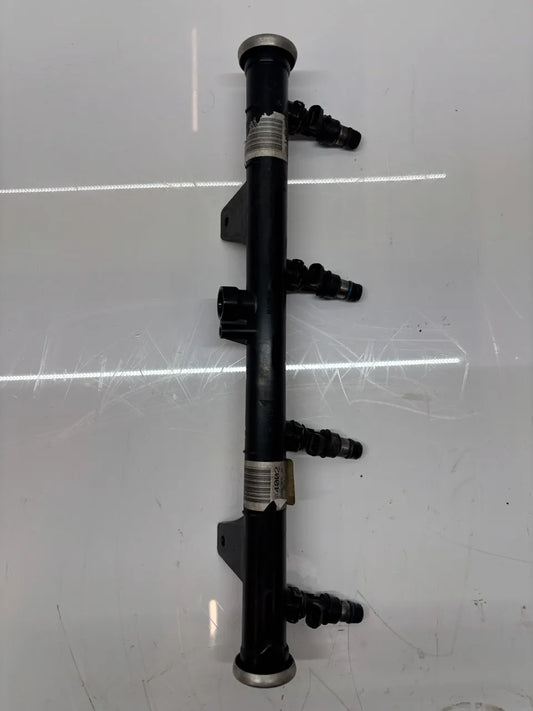 Riel de inyectores Chevrolet Silverado 2500 Sierra 6.0 AWD LQ4 25166924