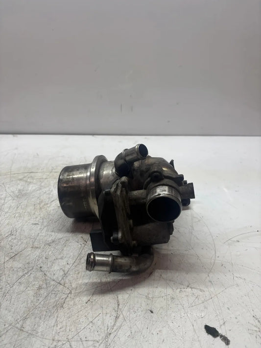 Enfriador de gases de escape Skoda Volkswagen Seat Octavia MK3 2.0 TDI CKFC CKF 04L131512