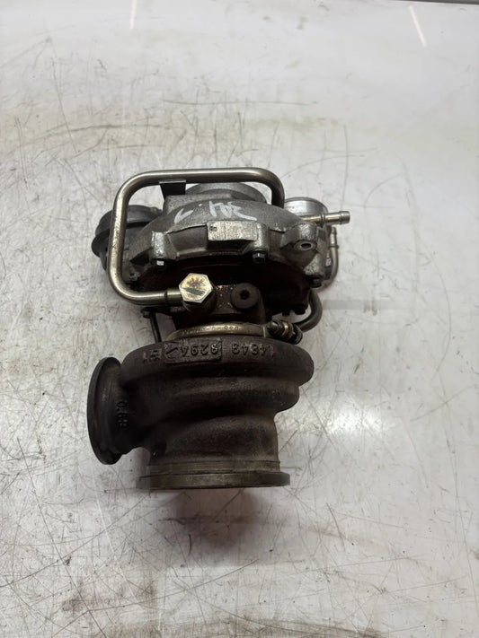 Turbocompresor BMW X5M E70 4.4 gasolina V8 S63B44A S63B44O0 S63 7589086
