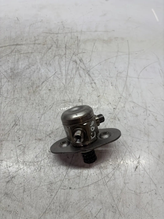 Bomba de combustible BMW Serie 7 F01 F02 F03 4.4 750i Li xDrive N63B44B N63 8604232