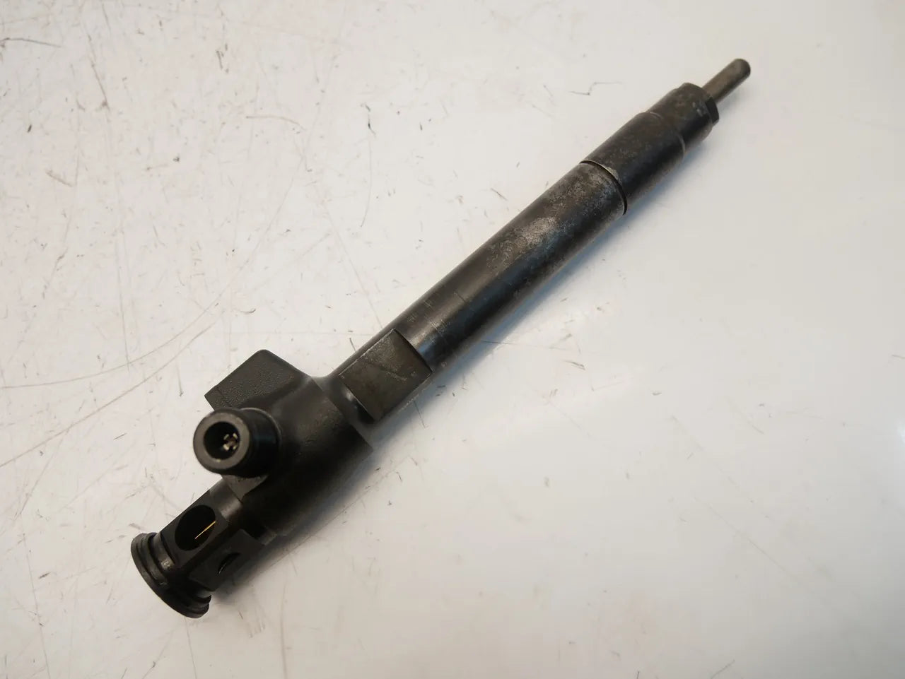 Tobera del inyector Ford Kuga 2.0 TDCI T7MA C20DD0X DS7Q-9F593-BB