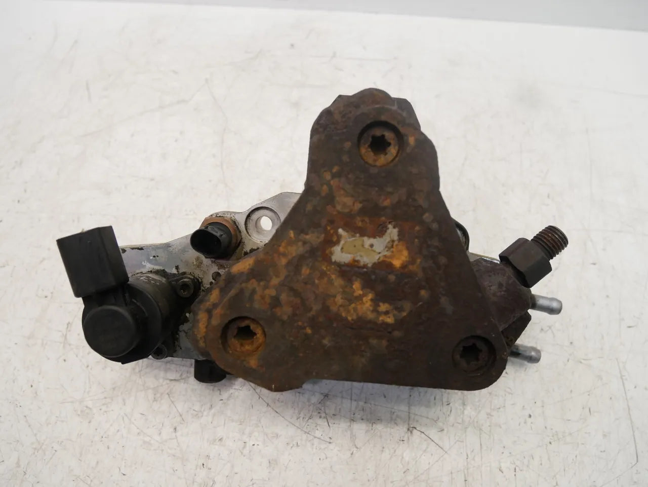 Bomba de alta presión Mercedes-Benz Sprinter 2.2 CDI OM646.985 646.985 A6110701401