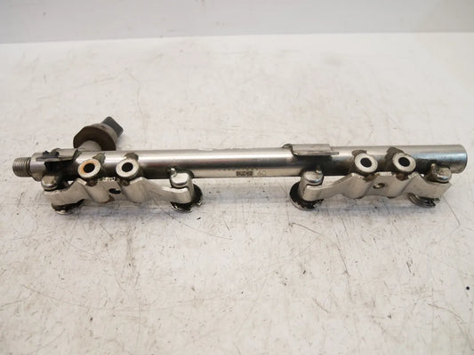 Barra de inyectores Nissan Qashqai J11 1.2 DIG-T HRA2DDT HRA2 H5FT 175204385R