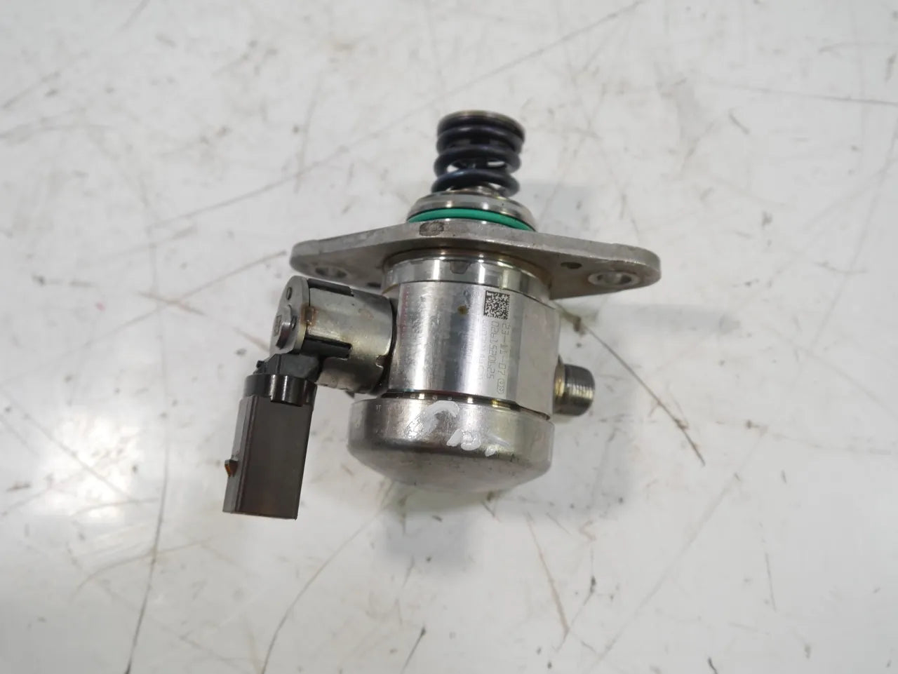 Bomba de combustible Mercedes-Benz 2.0 C 300 e 254.920 M254.920 A2540700400