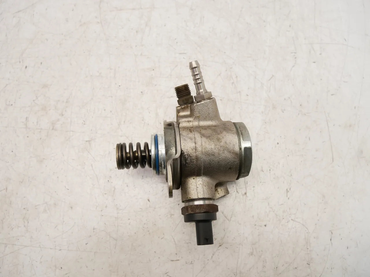 Bomba de combustible Audi A4 B8 A5 A6 C7 A7 3.0 TFSI quattro CGX 07L127026J