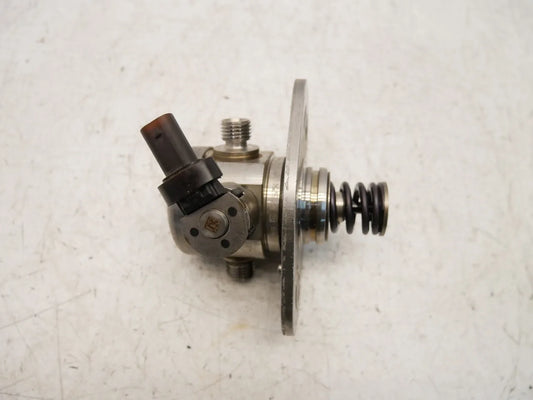 Bomba de combustible BMW X3 M F97 3.0 gasolina S58B30A S58 8631642